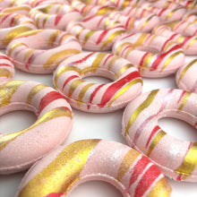 Load image into Gallery viewer, Liquid Gold – Donut Bath Bomb
